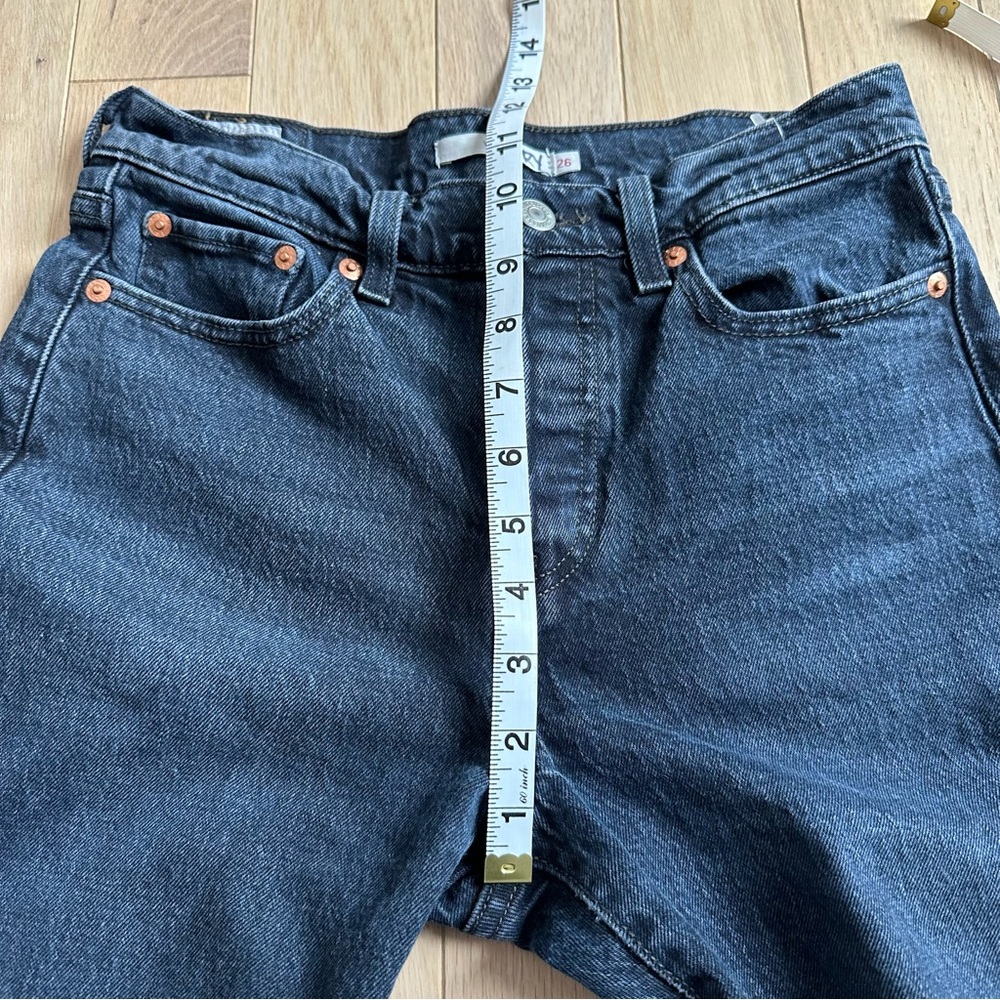 LEVI’S Wedgie Icon Fit Jeans - Picture 13 of 15
